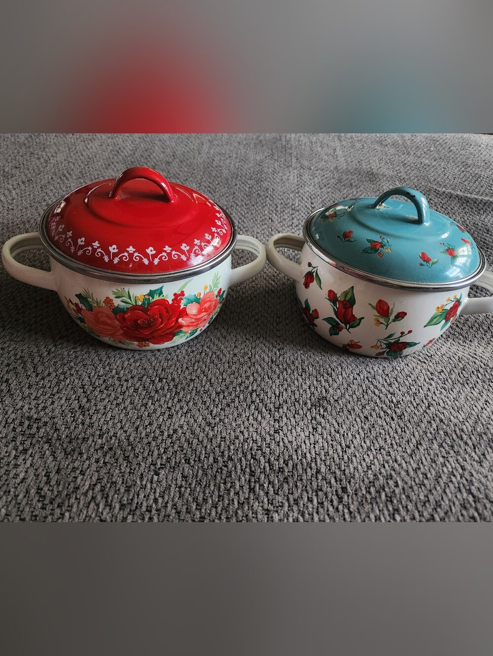 The Pioneer Woman Cheerful Rose Mini Dutch Ovens - Set Of 2